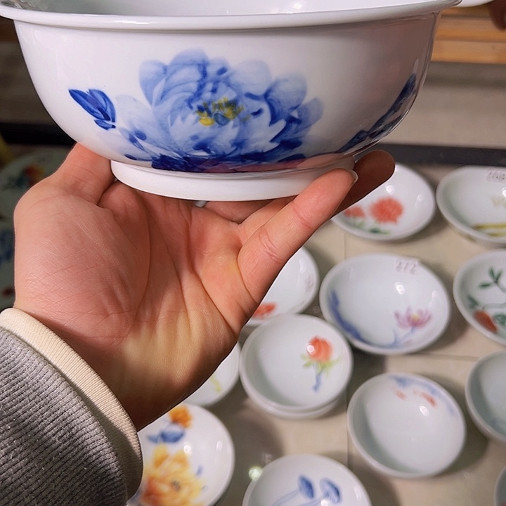 瓷l****k景德镇纯手工陶瓷