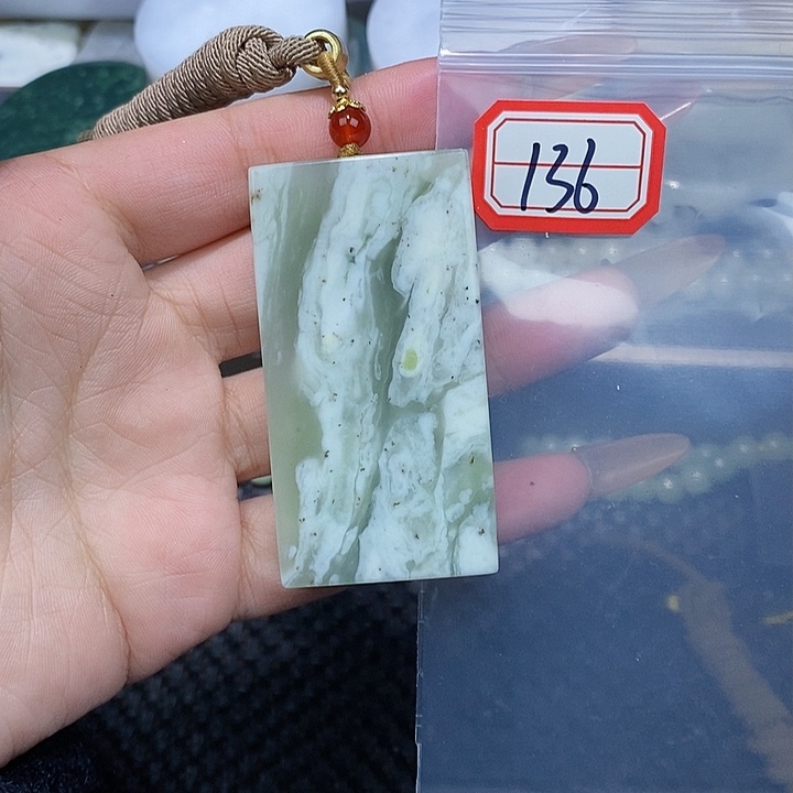 和田玉和田玉边角料随机发未镶嵌