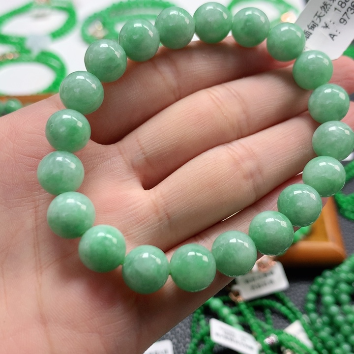 翡翠未镶嵌手链翡翠