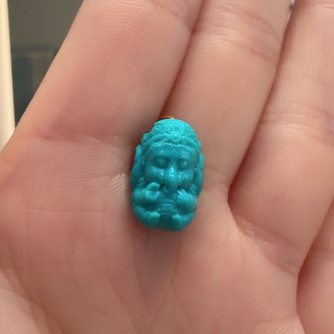 绿松石未镶嵌颈饰