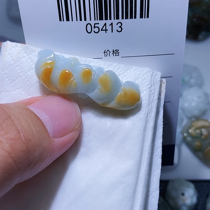 翡翠未镶嵌颈饰天光墟翡翠市场现金代购