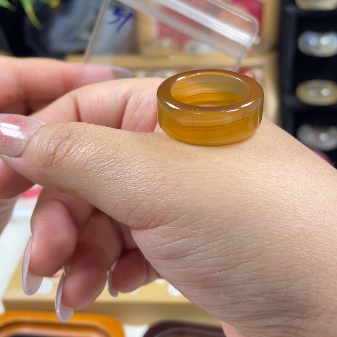 玛瑙/玉髓未镶嵌戒指51号港码23直径20（非质量问题.不退不换）