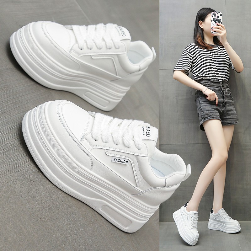 春秋季百搭超轻厚底增高皮面小白鞋松糕底韩版显脚小休闲四季软底