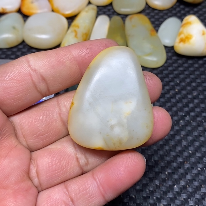 和田玉（白玉）珠宝奇石未镶嵌