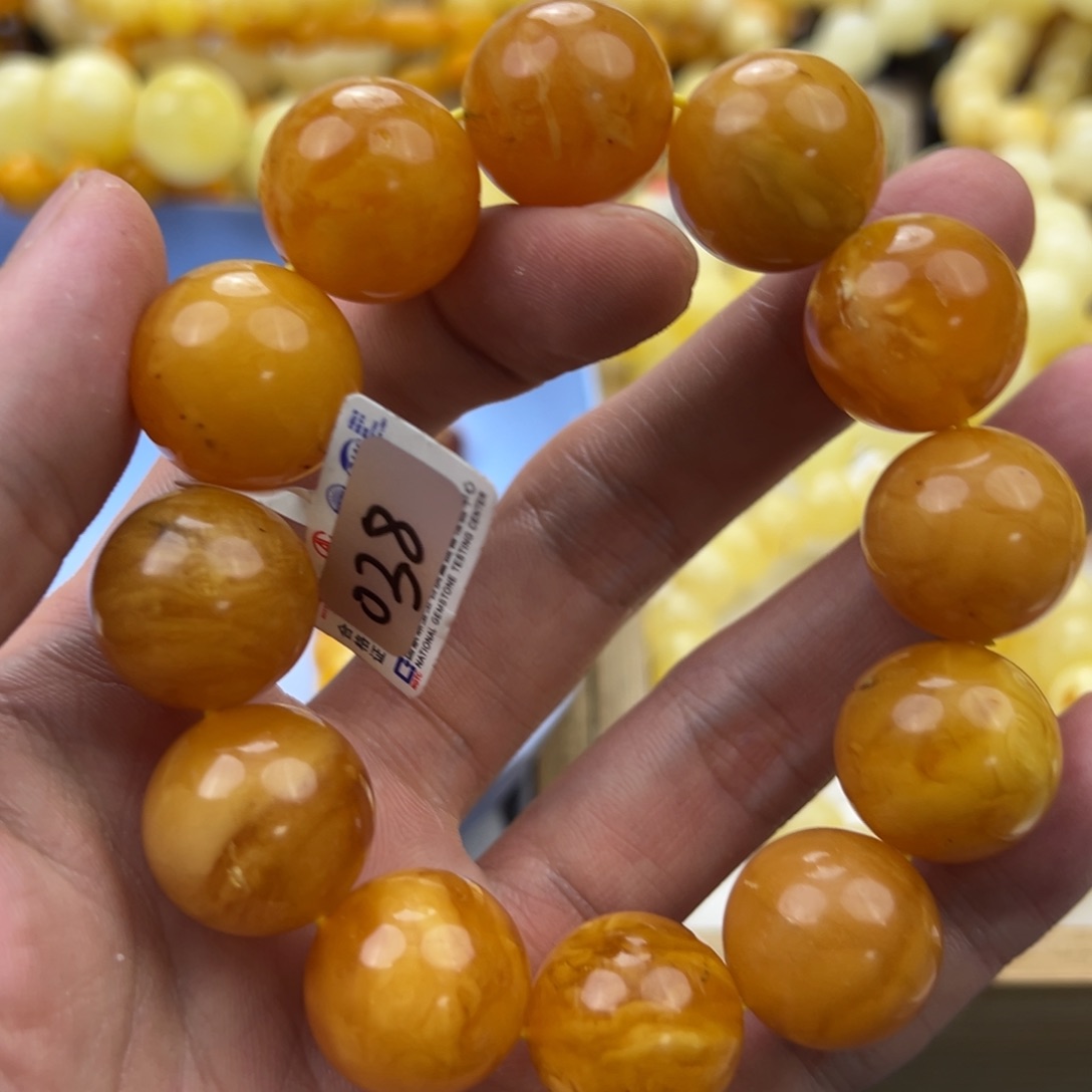 琥珀珠宝奇石未镶嵌