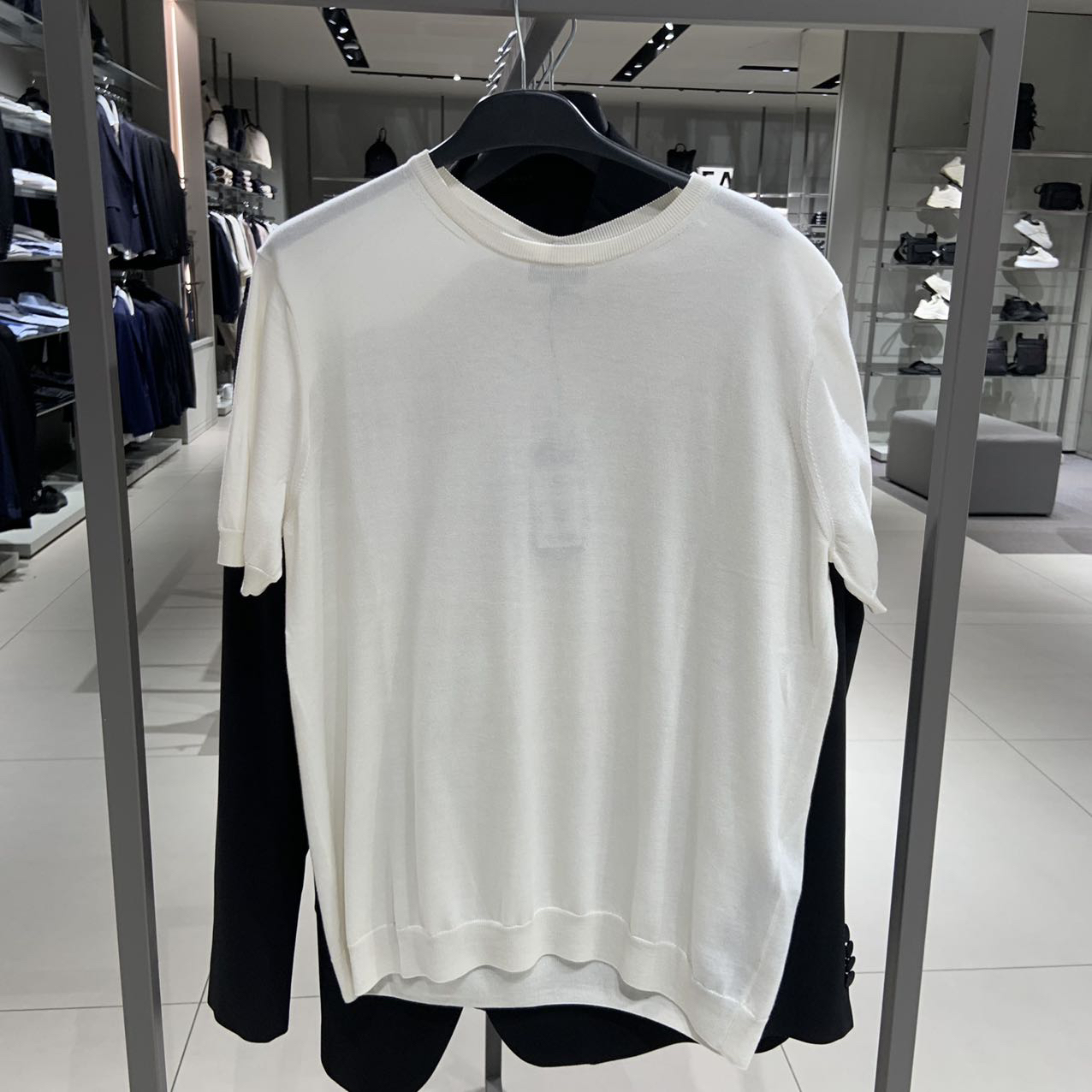 全新未使用 GIORGIO ARMANI/阿玛尼 男士短袖GA白色