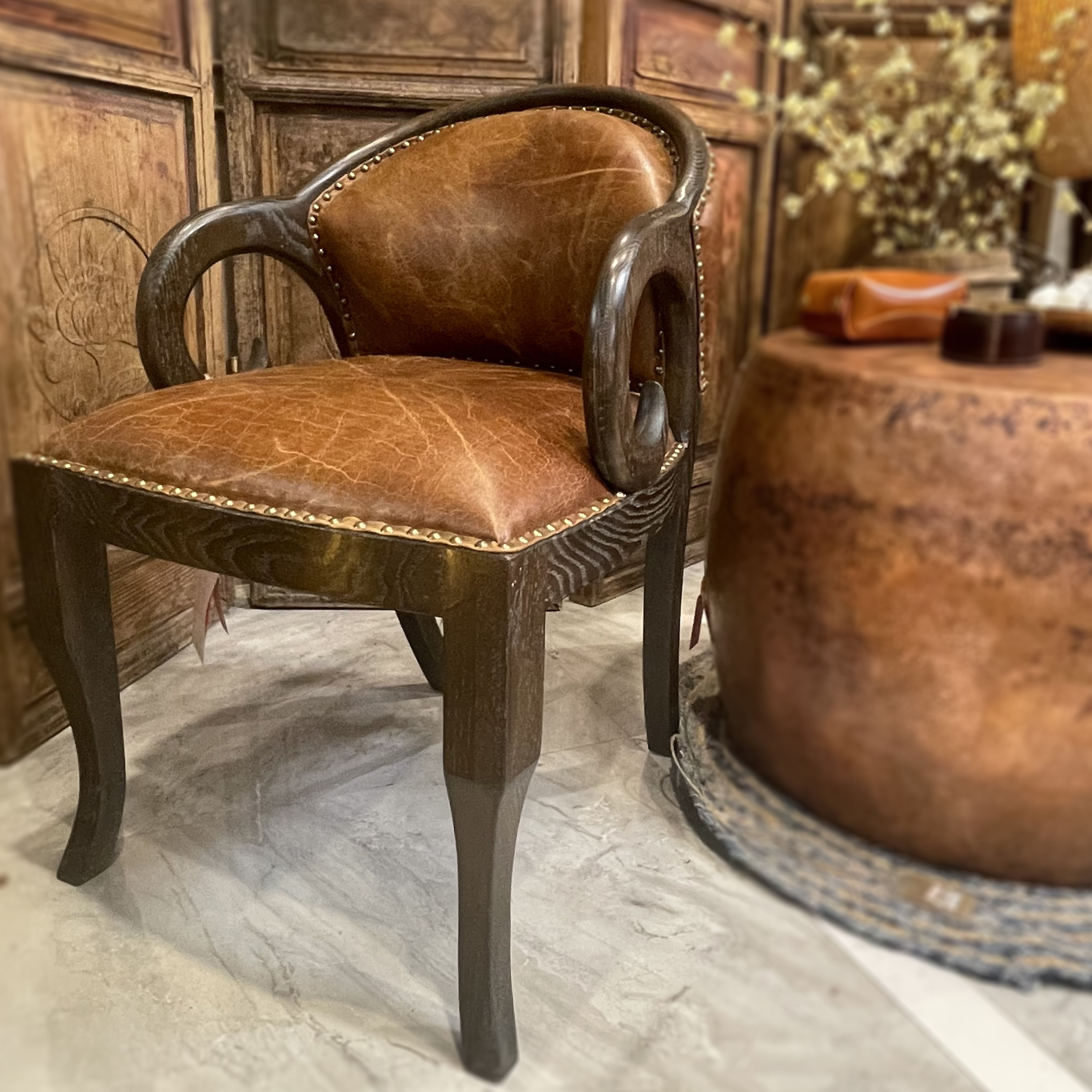 BORCH/博瑞奇头层牛皮真皮实木羊角造型餐椅（04403）