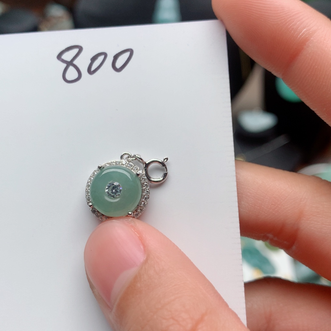 翡翠颈饰银S925镶嵌吊坠