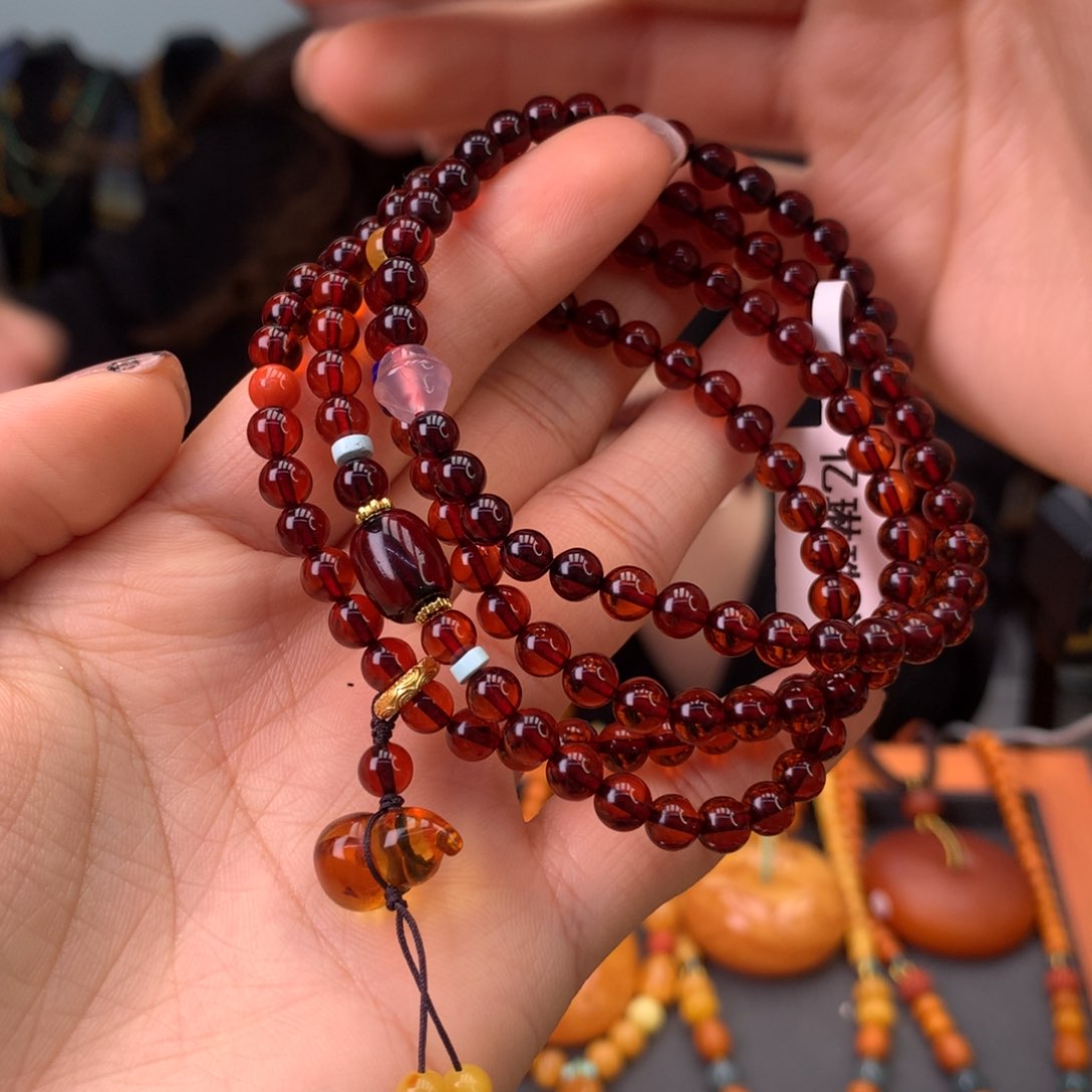 血珀手串未镶嵌多样性发