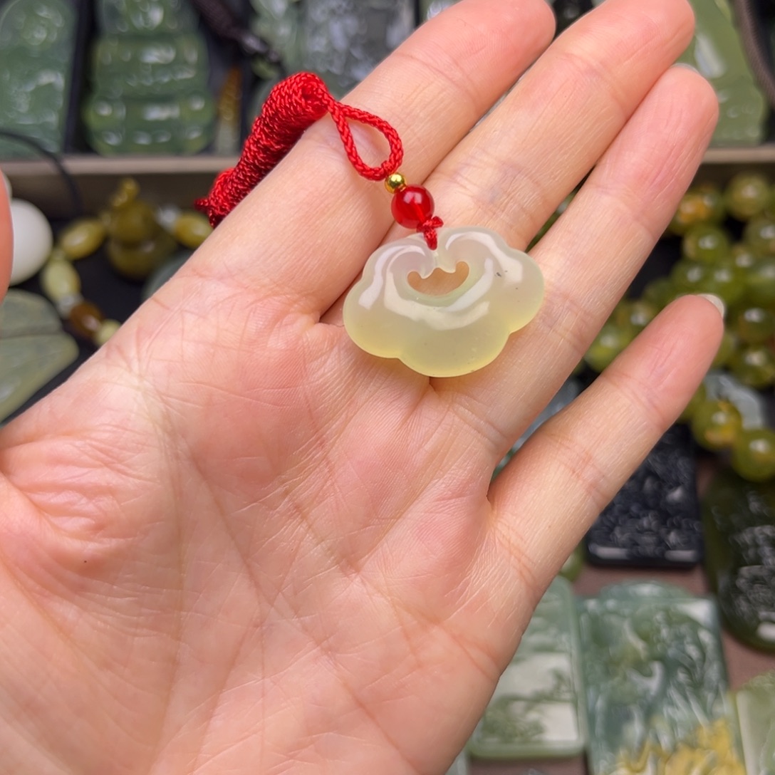 蛇纹石玉未镶嵌吊坠(不含链)