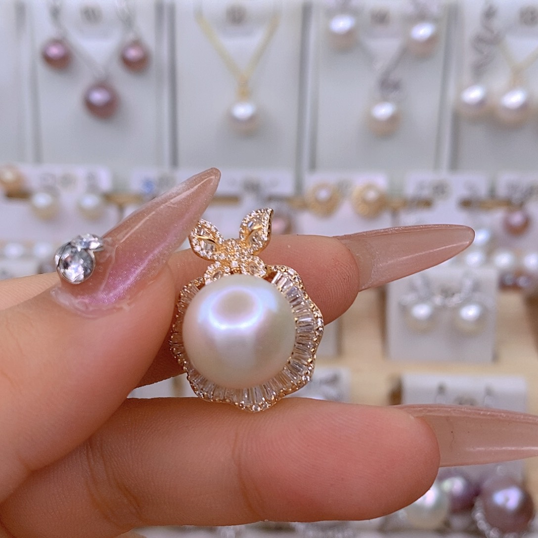 淡水珍珠银S925镶嵌颈饰