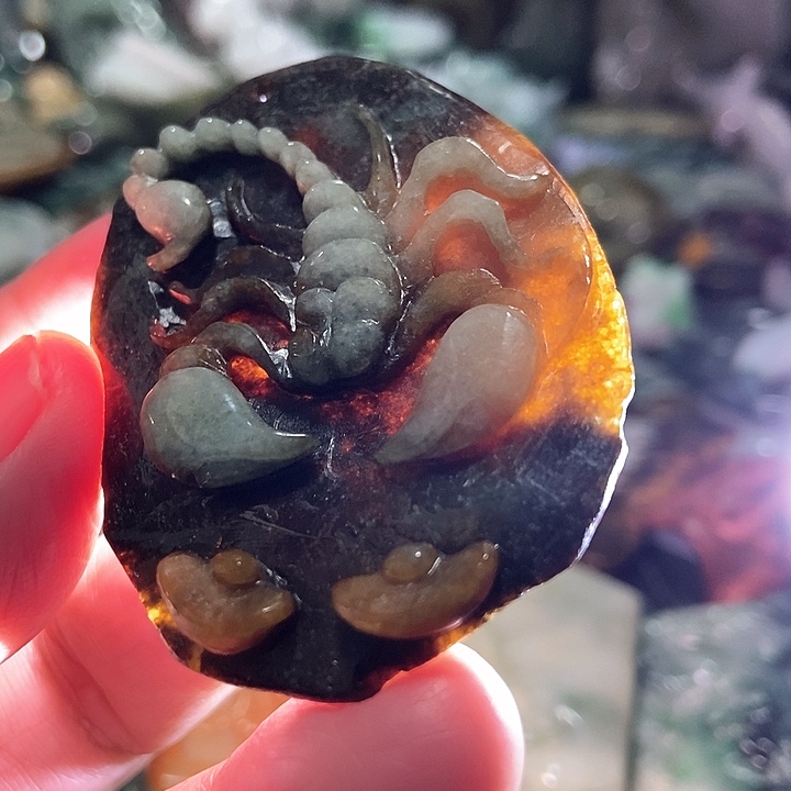 翡翠吊坠(不含链)未镶嵌