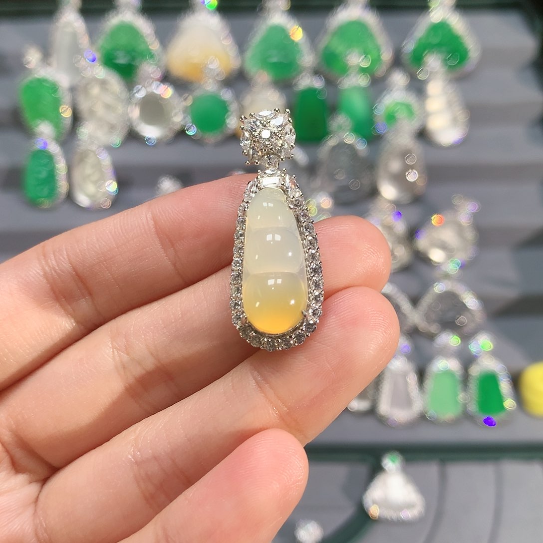 玛瑙/玉髓颈饰银S925镶嵌文*