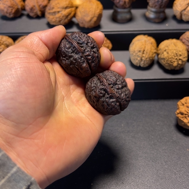 文玩核桃把件B九五玄包37mm