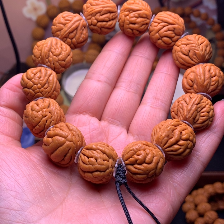 桃核手串龙纹桃核1