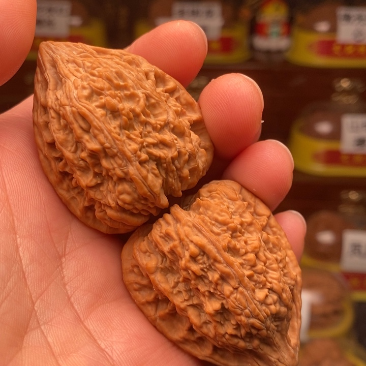 吊坠文玩核桃塔尖大尺38