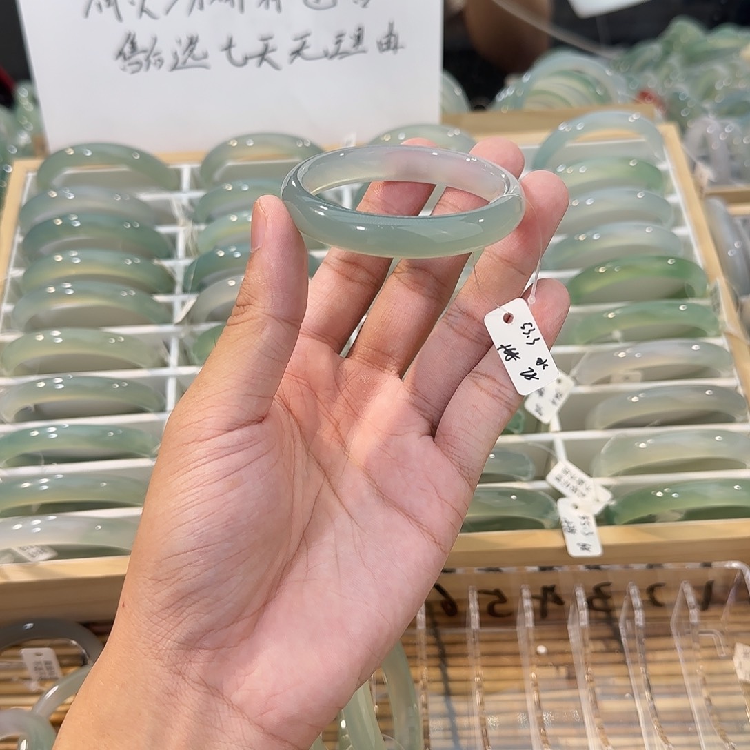 手镯玛瑙/玉髓未镶嵌圈口53.3