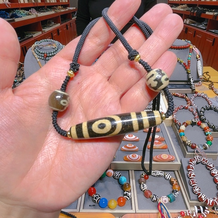 未镶嵌玛瑙/玉髓珠宝奇石