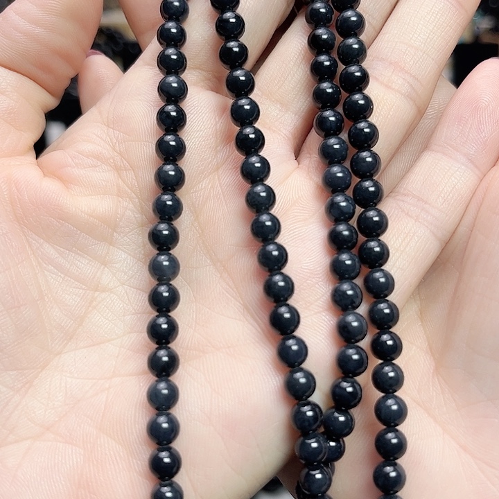 和田玉手链未镶嵌卡6。108福利款