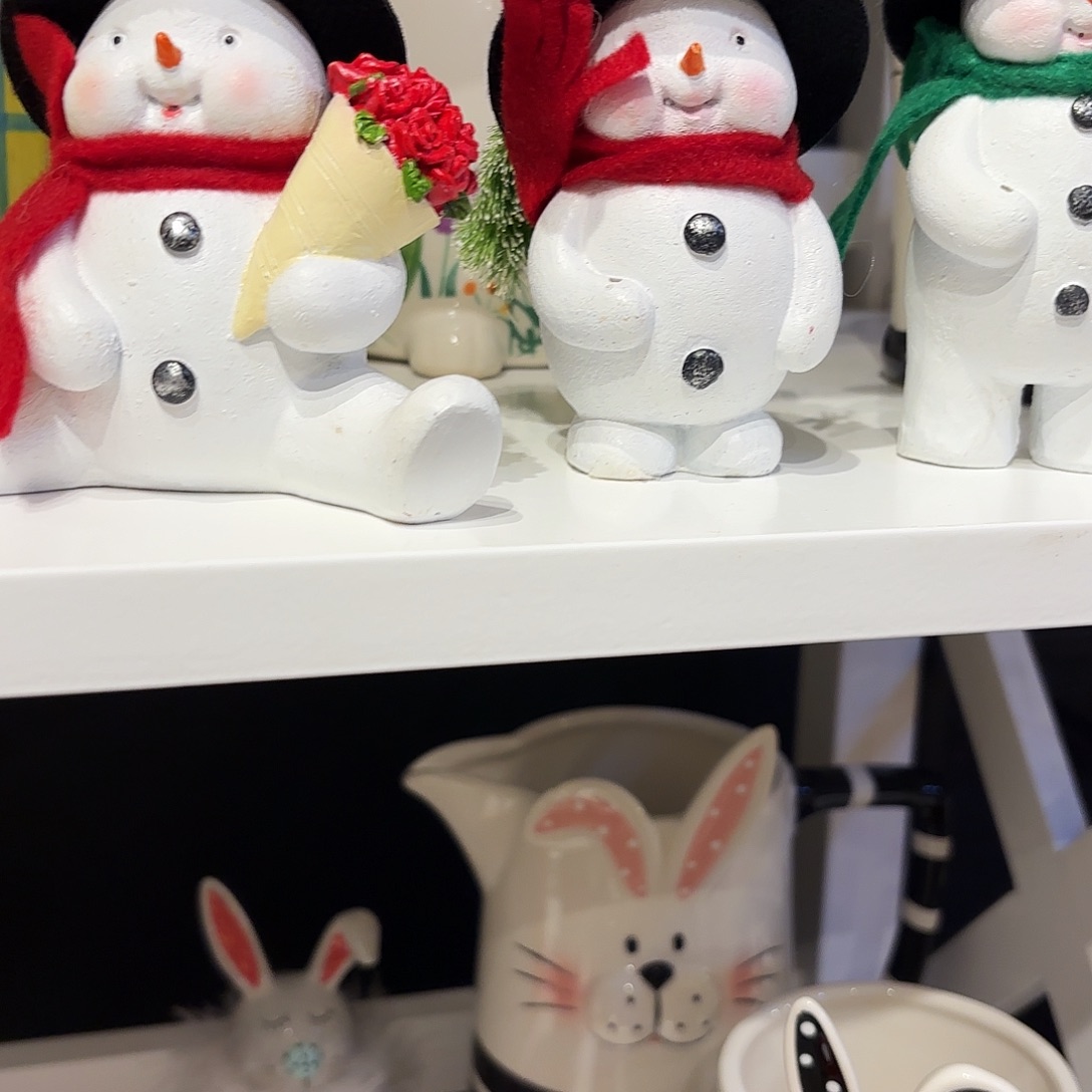 依*陶瓷艺术设计中心