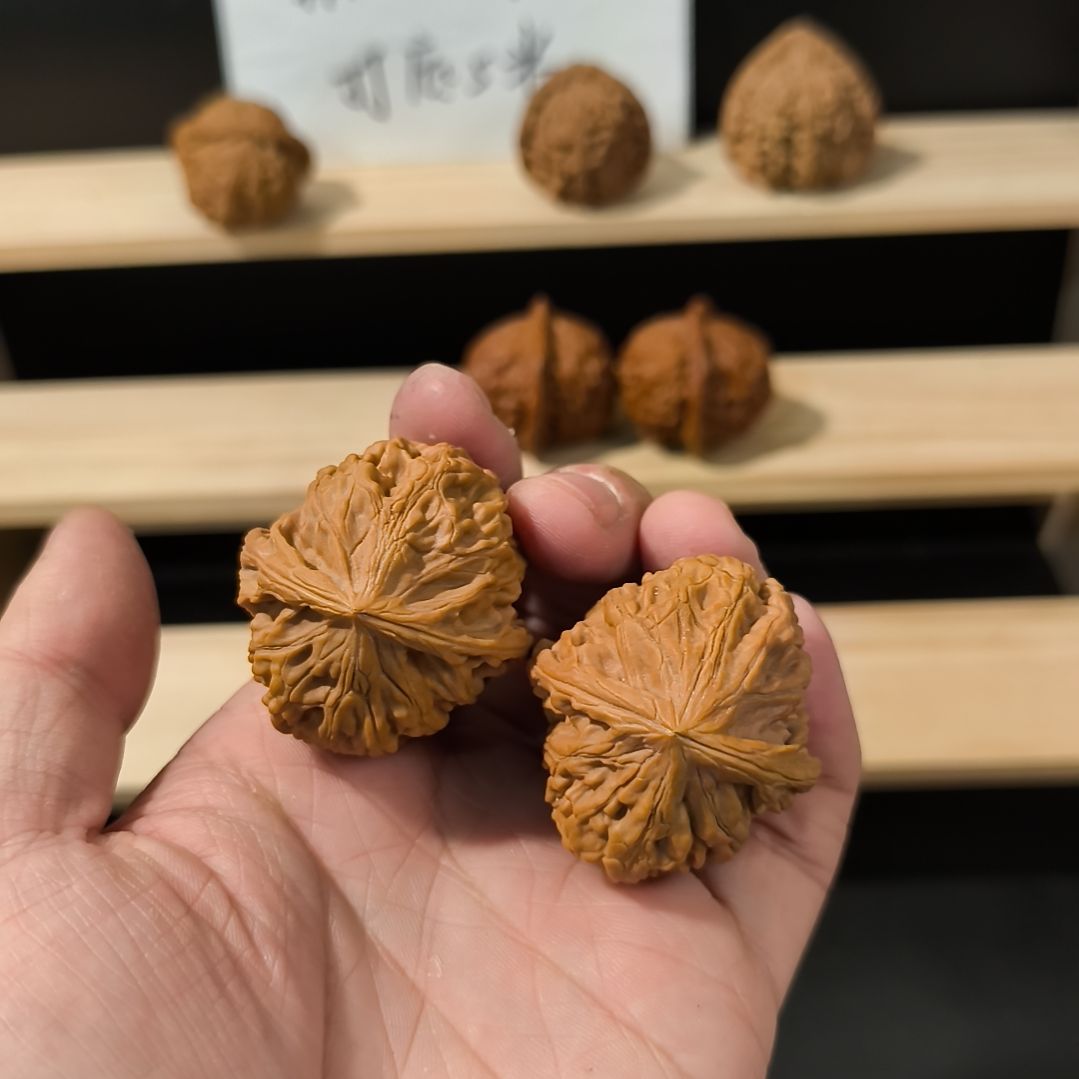 吊坠文玩核桃39鸡心