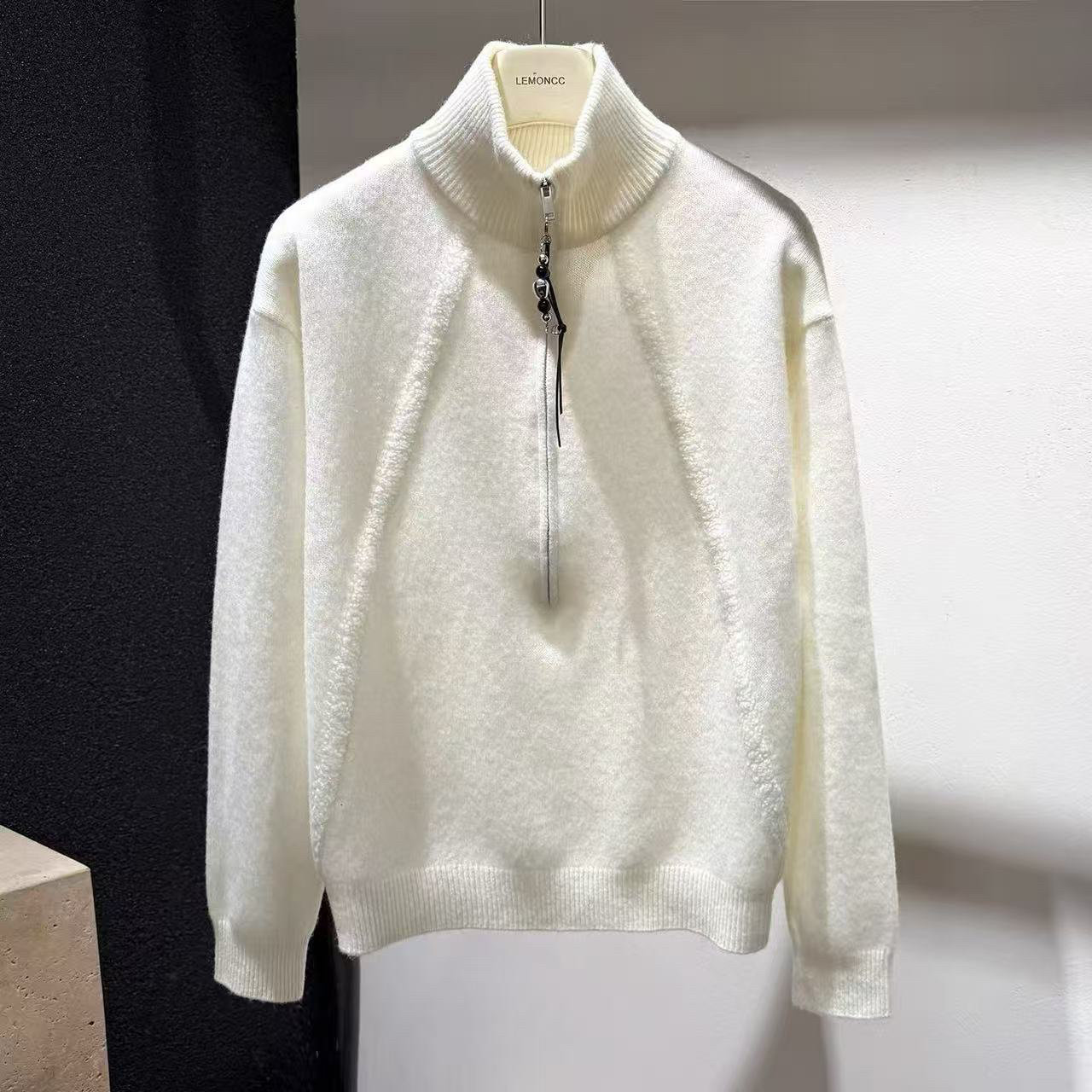 白色高领半拉毛衣！！