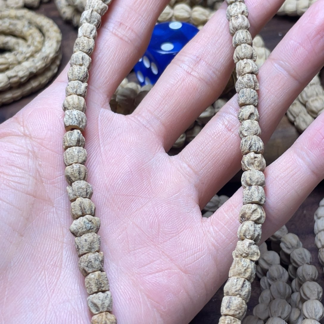 柏香籽/百香籽手串