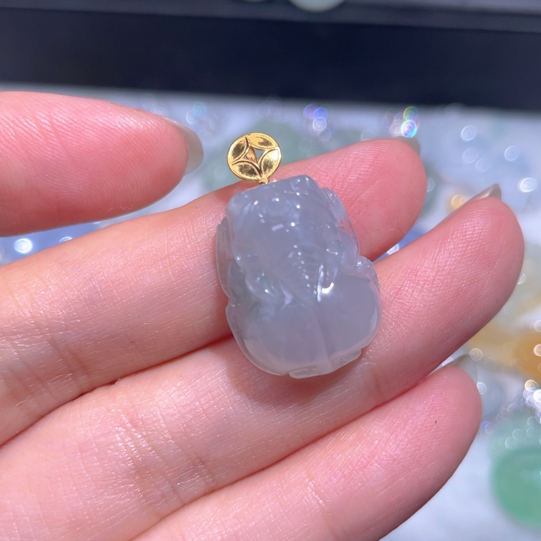 颈饰18K金镶嵌翡翠翡翠