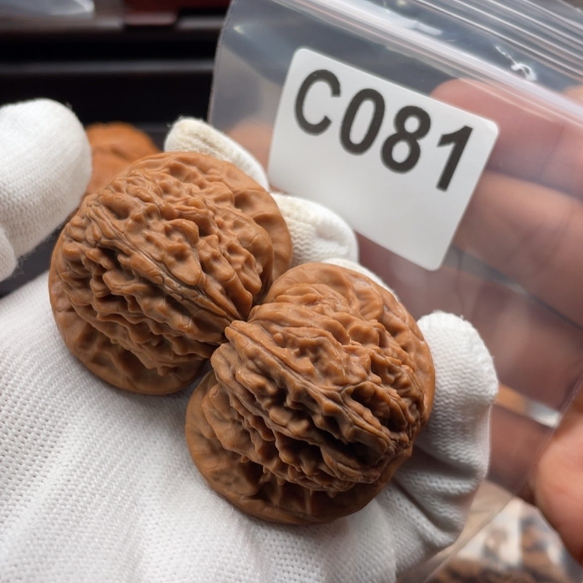 【闪购商品】文玩核桃吊坠C081楼子42