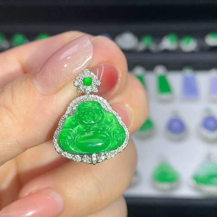 翡翠吊坠(不含链)18K金镶嵌