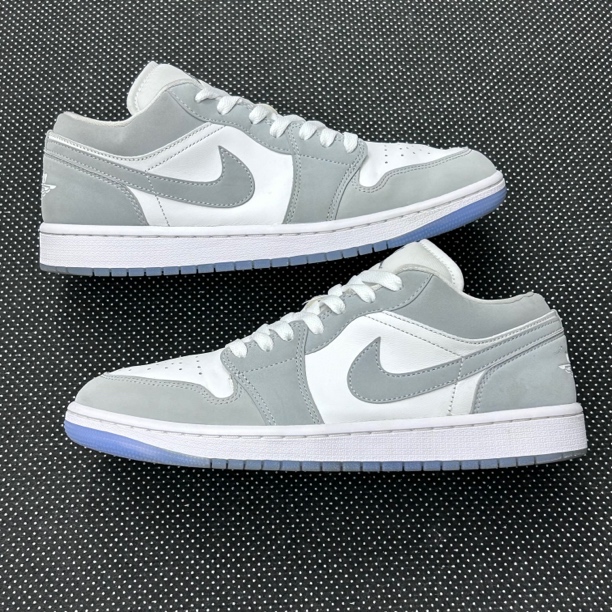 95新 MM6 42.5码 aj1 低帮 小迪奥 无盒 成色很新 穿不多 秒价