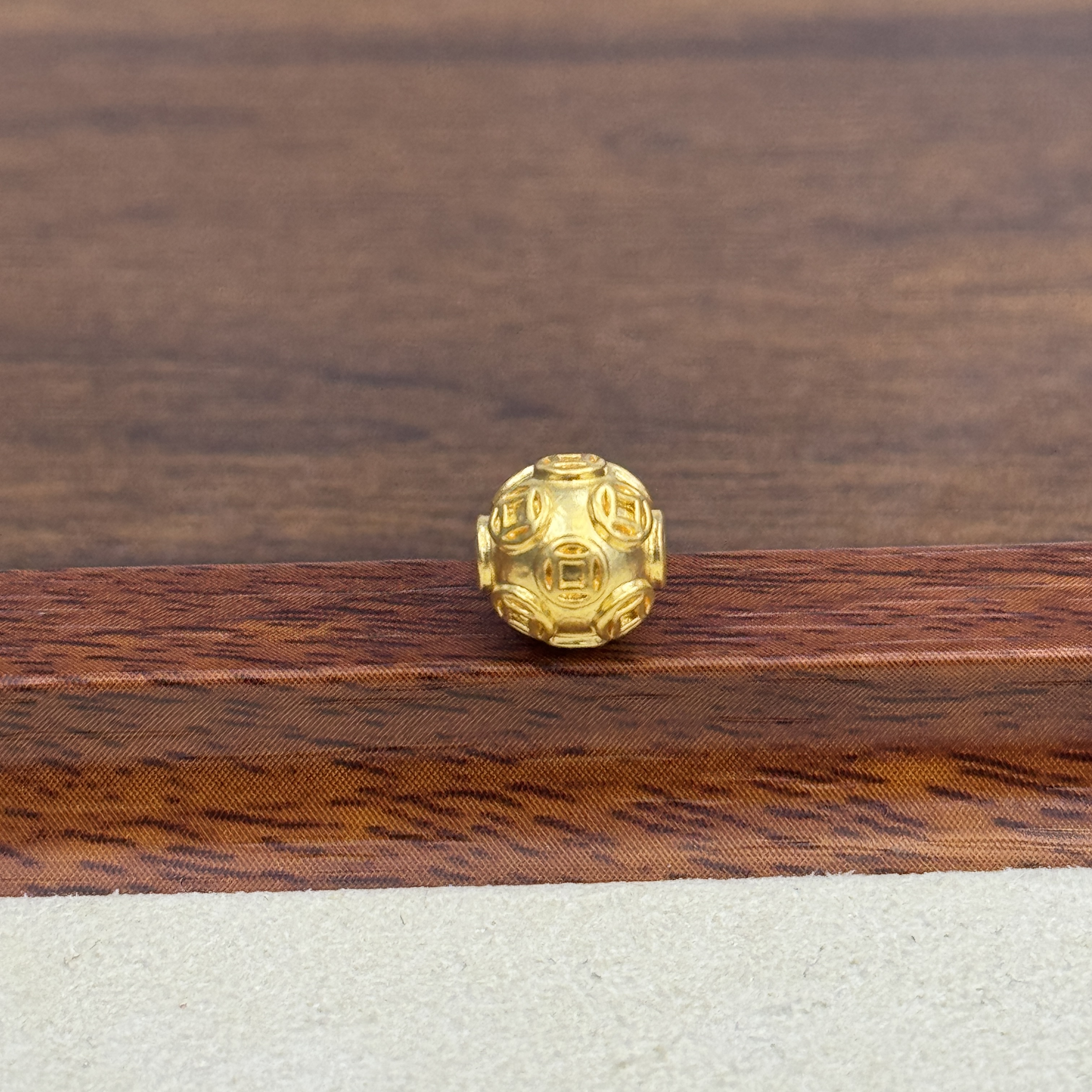 余金金臻选阁黄金足金999-8mm钱币珠DP1125-0290