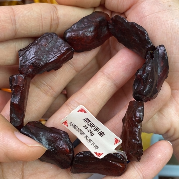 琥珀珠宝奇石未镶嵌