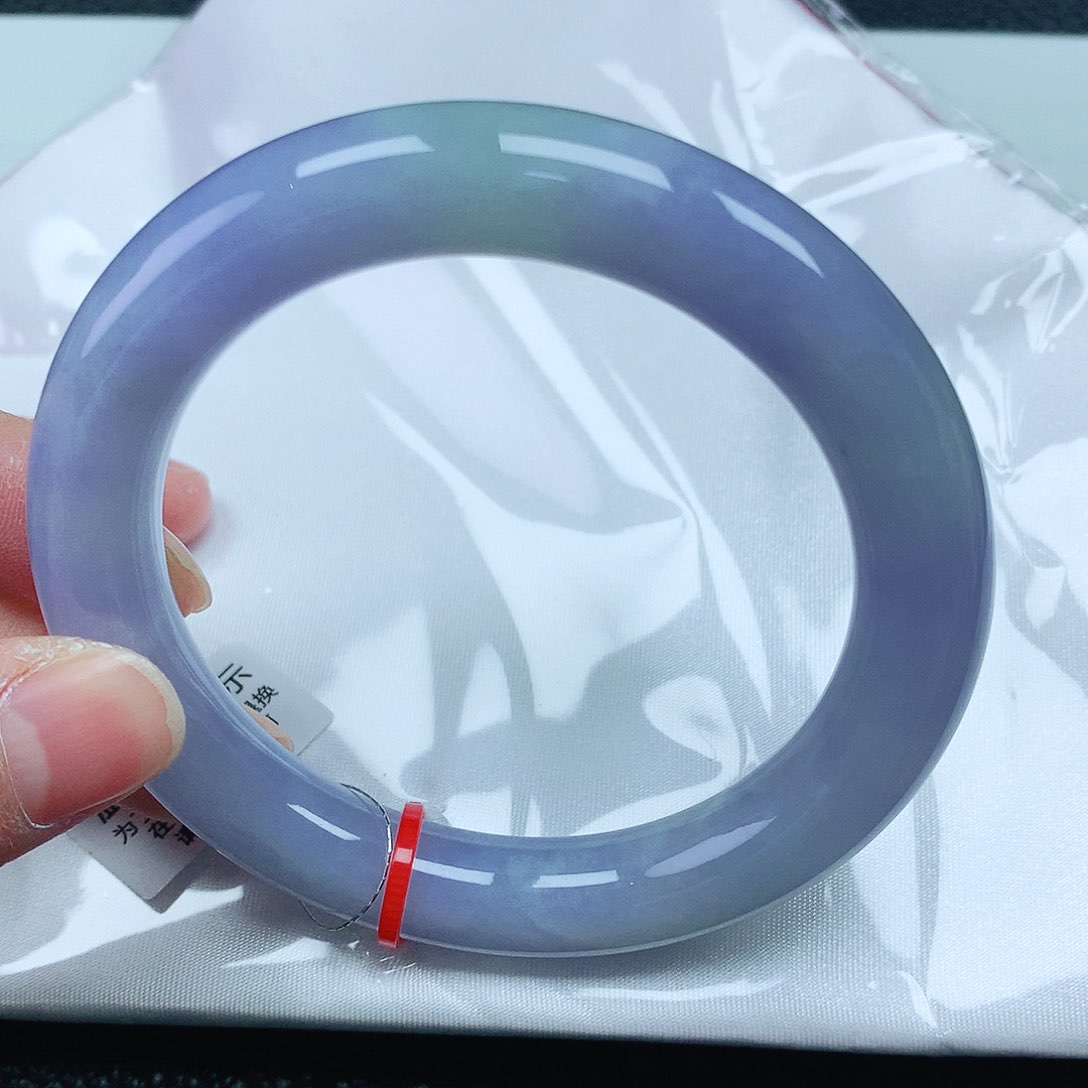 翡翠手镯未镶嵌56胖