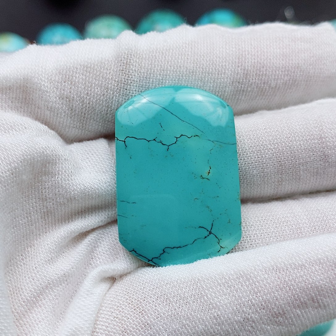 自***乐绿松石未镶嵌配饰