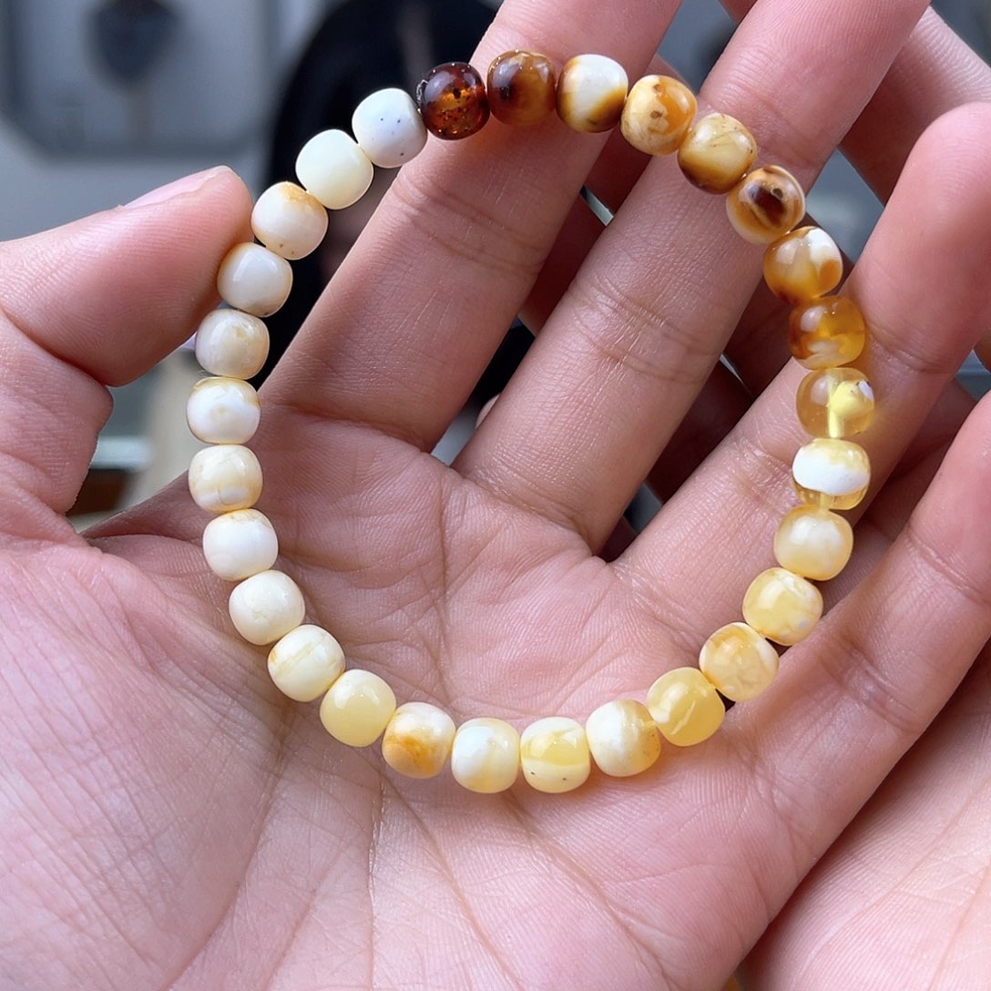 琥珀裸石未镶嵌渐变手串7.0mm