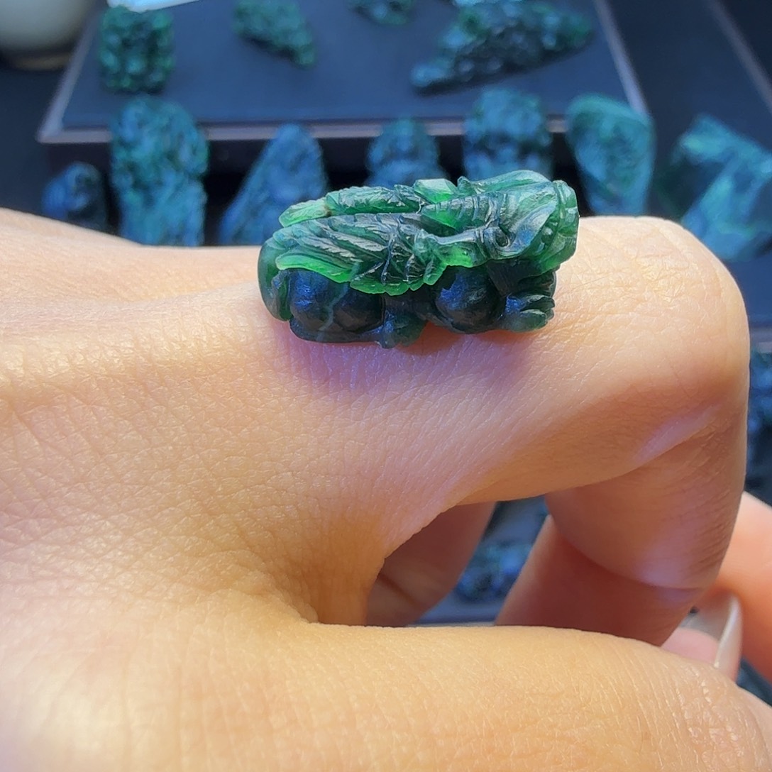 定制翡翠未镶嵌小貔貅