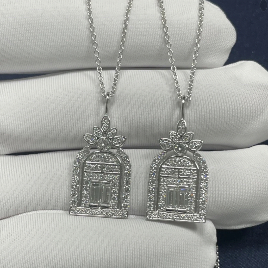 18k金镶嵌天然钻石幸福之门(7克以上)项链