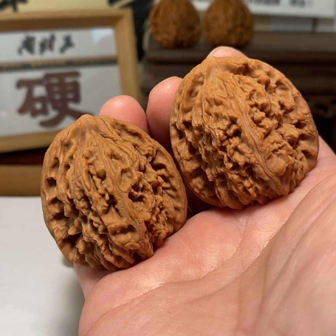 文玩核桃吊坠文玩核桃南将石对归高炮