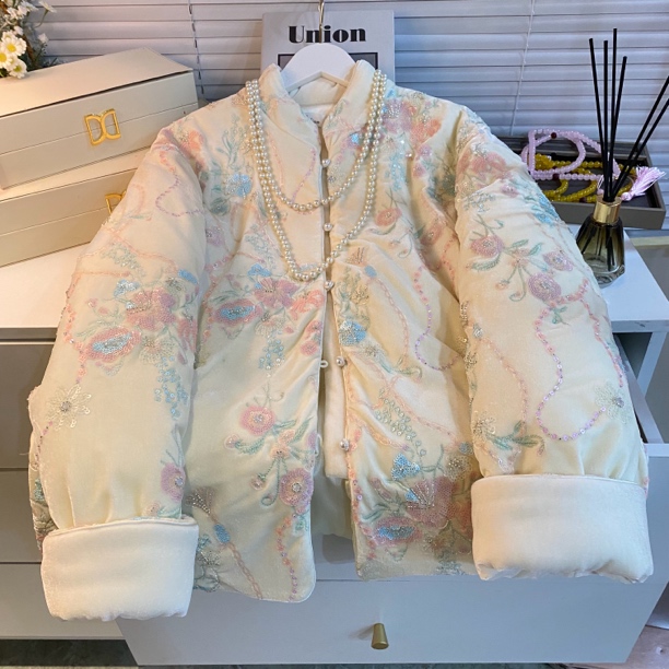 中式国风女装新款高级感冬装国潮唐装女棉服短款刺绣中国风落肩袖