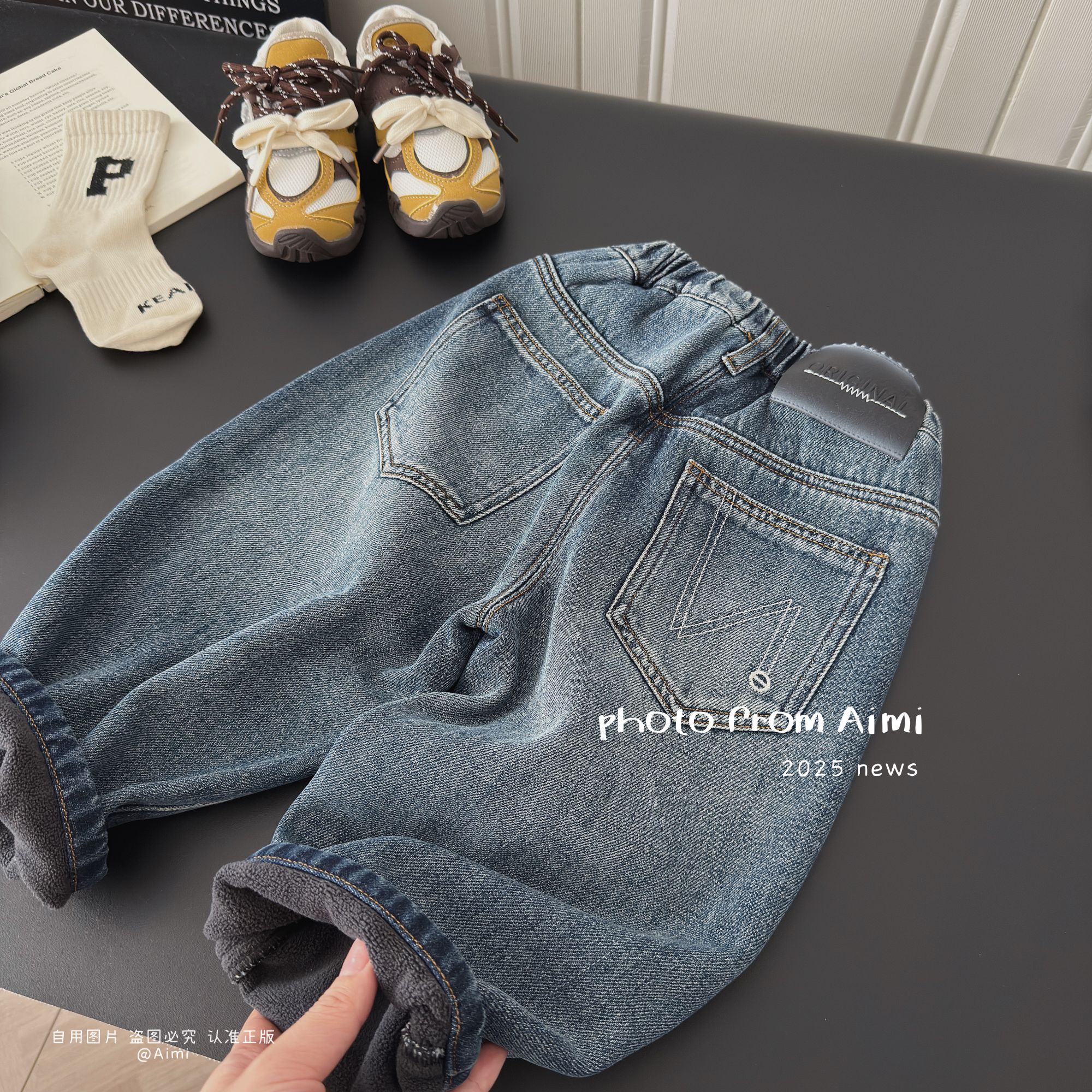 儿童加绒牛仔裤韩版软牛仔长裤男女宝秋冬款洋气百搭裤子时髦裤子