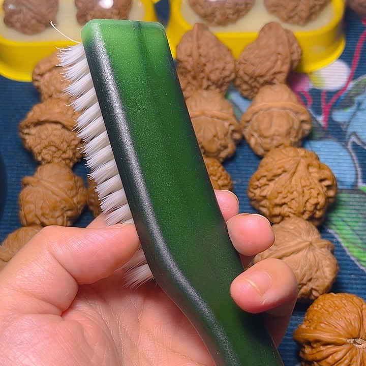 文玩核桃吊坠刷子