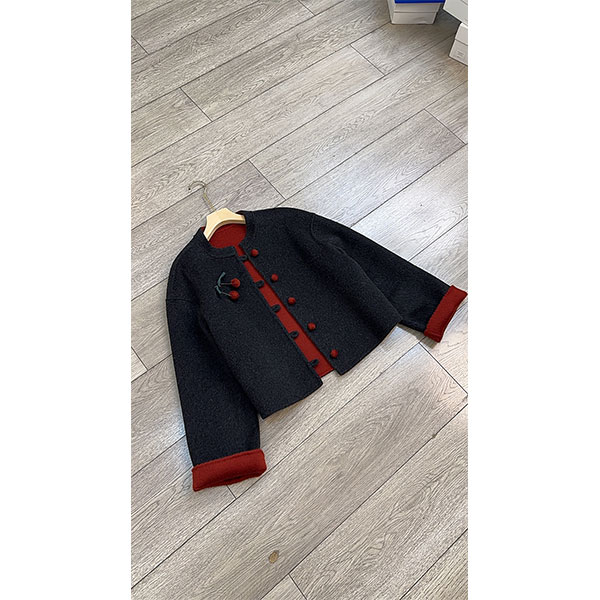 新年款国风樱桃胸针装饰袖口翻边拼色羊毛外套 716