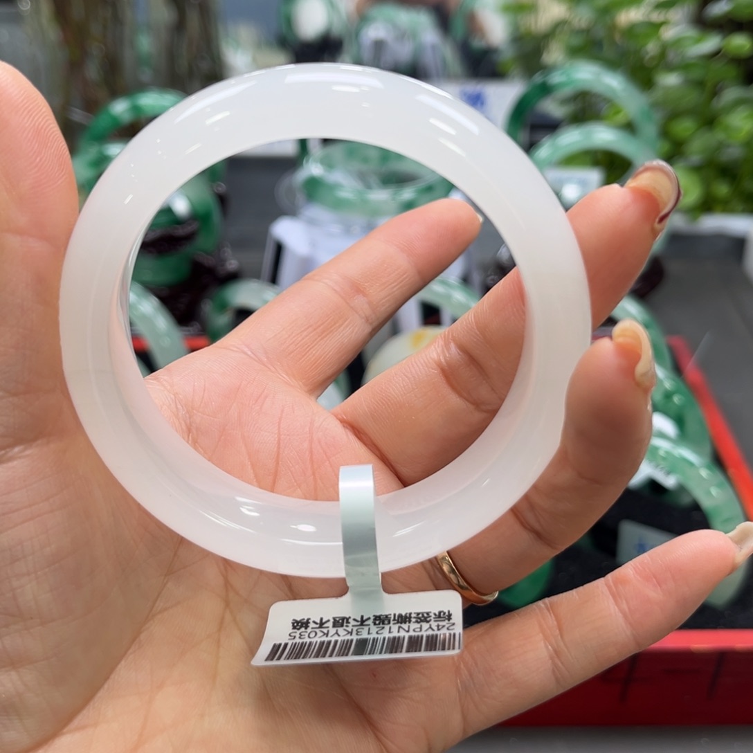 石英质玉未镶嵌手镯➕小玥59