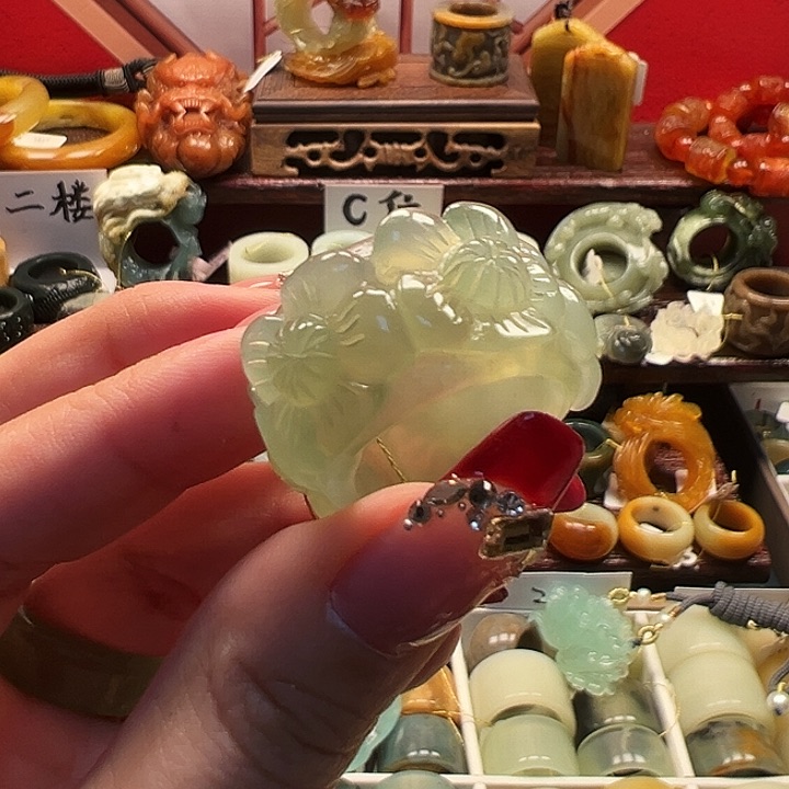 蛇纹石玉戒指未镶嵌小*