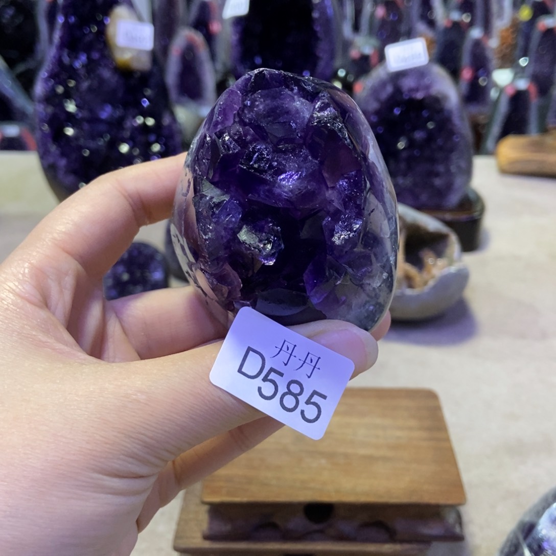 未镶嵌水晶大型摆件（非配饰）