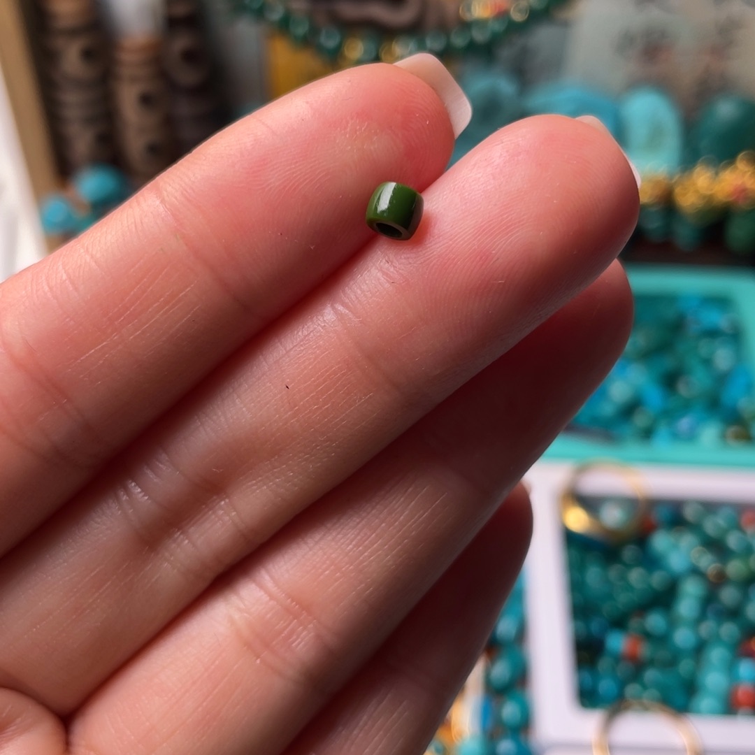 绿松石颈饰未镶嵌b****e