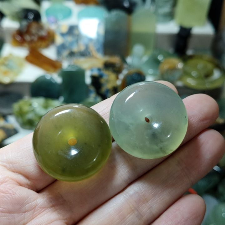 缘***客岫玉未镶嵌平安扣