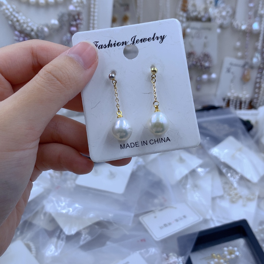 颈饰合金淡水珍珠?**，