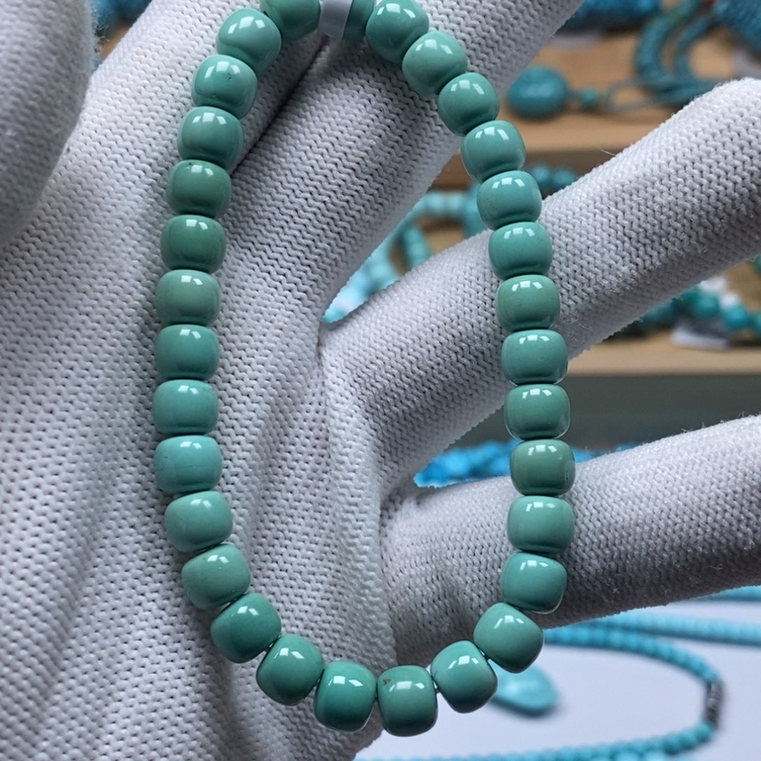 绿松石未镶嵌原矿纯干料绿松石